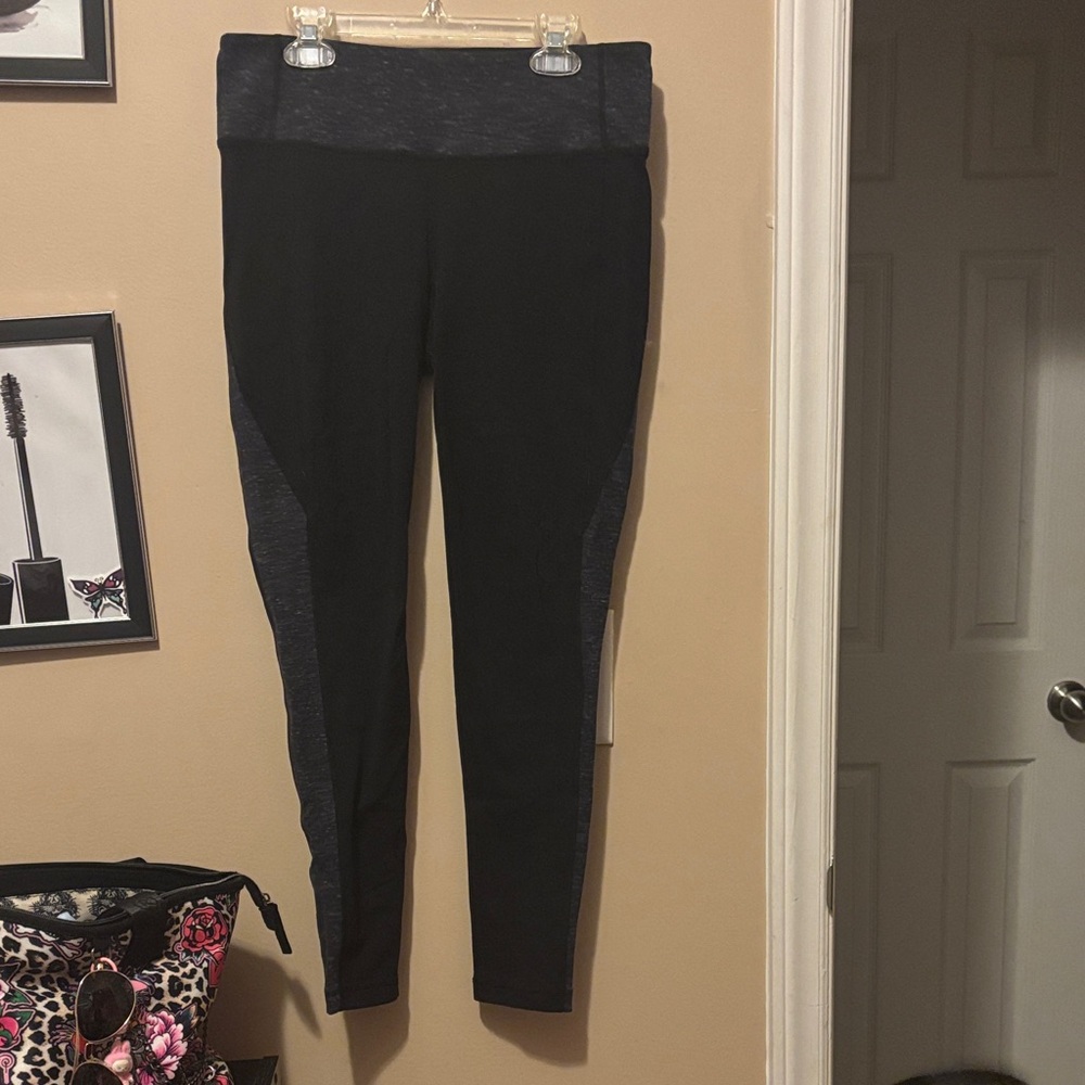 Athleta Black and Gray Leggings